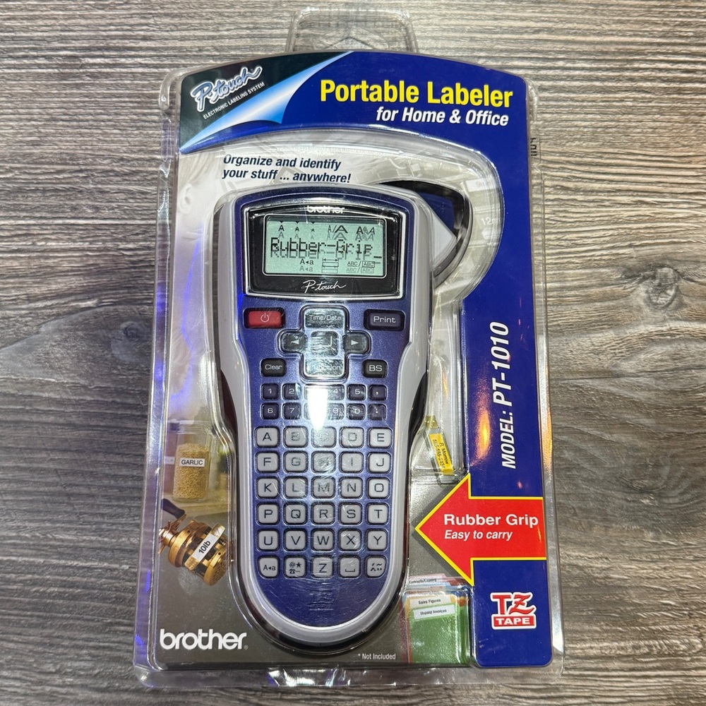 New Brother PT-1010 P-Touch Portable Labeler Label Maker Printer